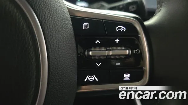 Kia Carnival Generation 4 — Фото автомобиля 19