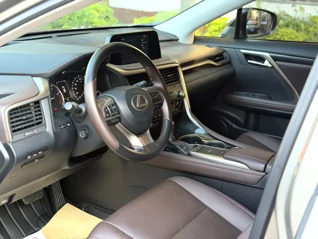 Lexus RX — Фото автомобиля 5