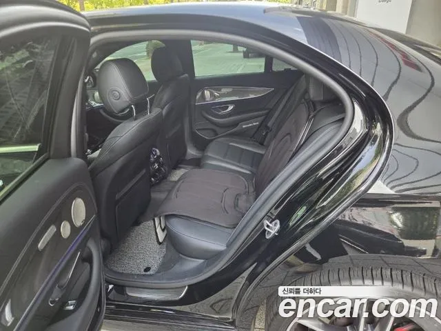 Mercedes-Benz E-Class W213 — Фото автомобиля 5