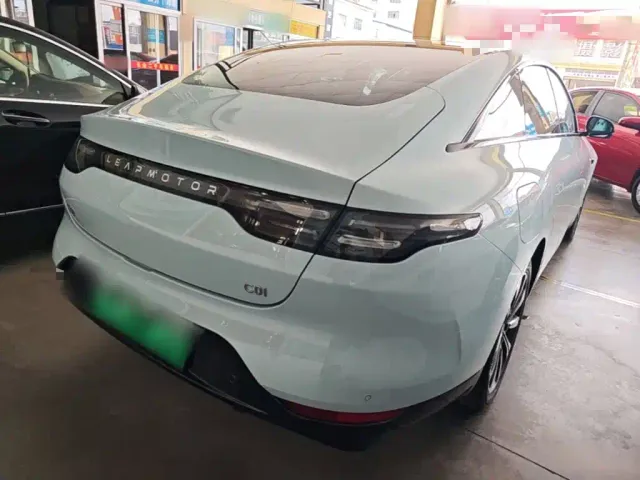 Leapmotor C01 — Фото автомобиля 6