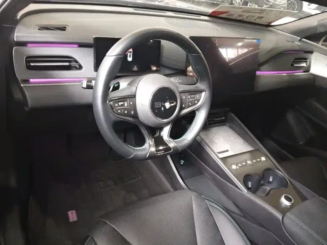 BYD Seal 06 DM-i Touring — Фото автомобиля 12