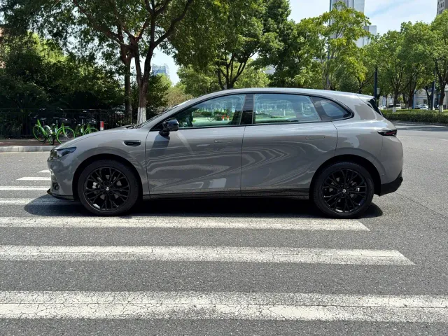 Leapmotor Lafa 5 — Фото автомобиля 4