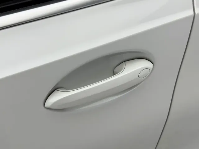 BMW 3 Series — Фото автомобиля 7