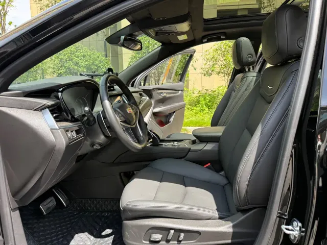 Cadillac XT5 — Фото автомобиля 19