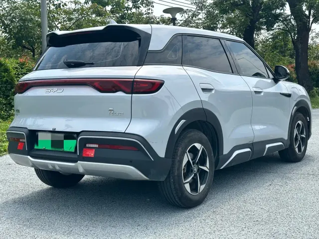BYD Yuan UP 2024 401KM Leading Edition — Фото автомобиля 4