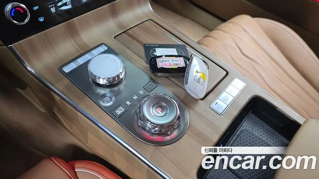 Genesis G80 Бензин 2.5 турбо AWD — Фото автомобиля 9