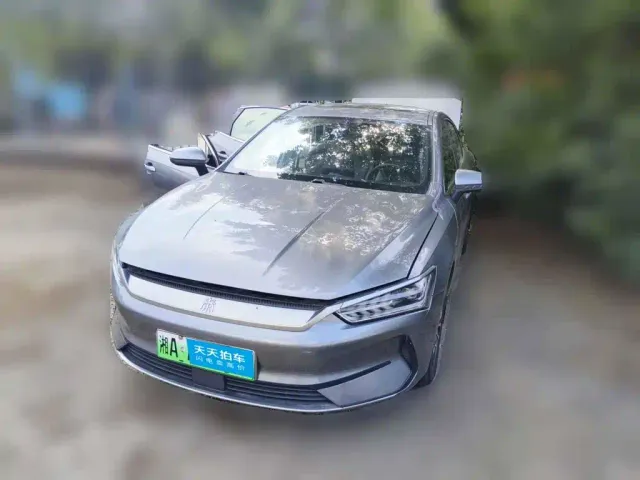 Фотография автомобиля — BYD Qin PLUS