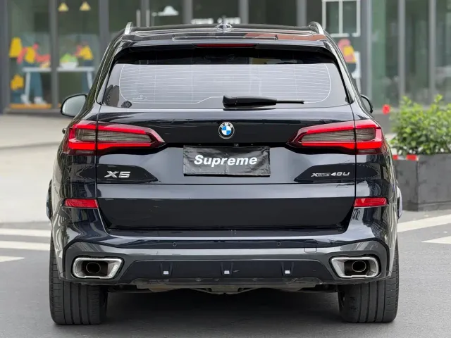 BMW X5 — Фото автомобиля 9