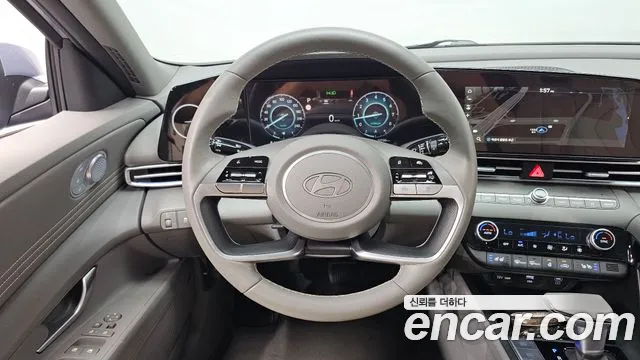Hyundai Avante CN7 — Фото автомобиля 22
