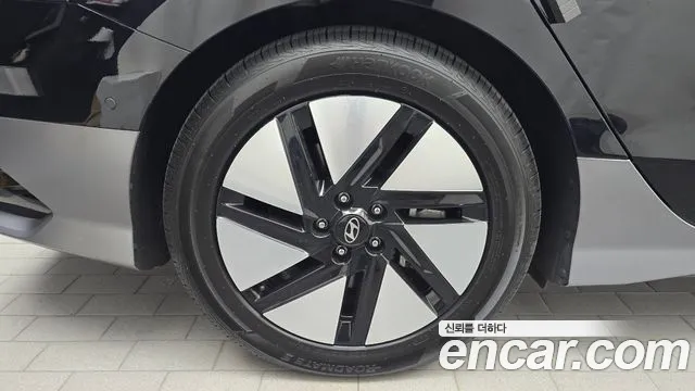 Hyundai Ioniq 6 — Фото автомобиля 5
