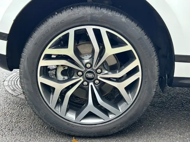 Land Rover Range Rover Evoque — Фото автомобиля 13