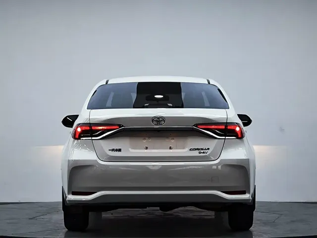 Toyota Corolla — Фото автомобиля 7