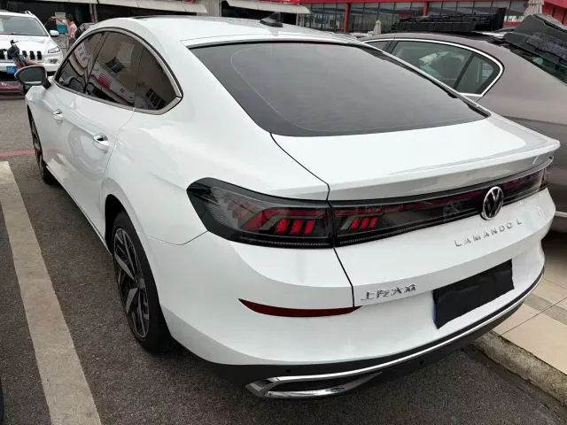 Volkswagen Lamando — Фото автомобиля 9