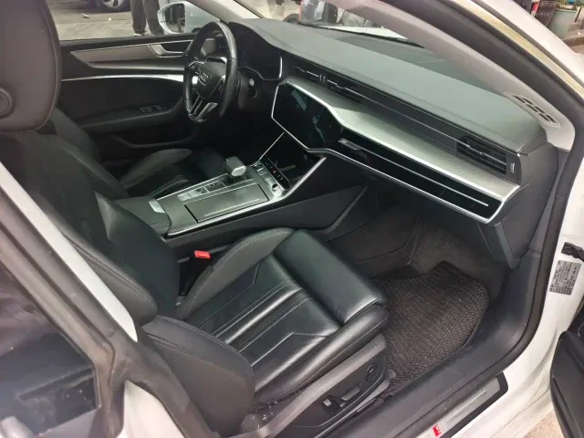 Audi Audi A7 2022 45 TFSI Premium Selection — Фото автомобиля 7