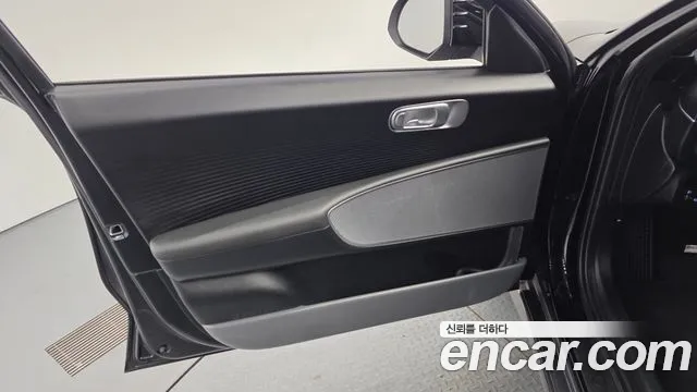 Hyundai Ioniq 6 — Фото автомобиля 13