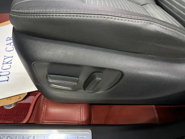 Toyota Crown Kluger — Фото автомобиля 14