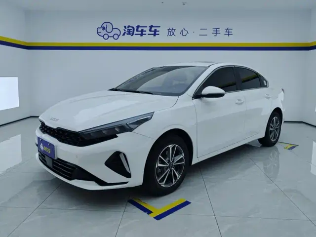 Фотография автомобиля — Kia K3