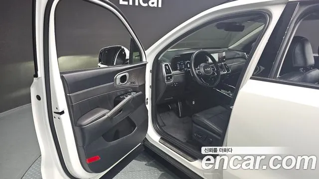 Kia Sorento Sorento 4-е поколение Бензин 2.5T 4WD — Фото автомобиля 10