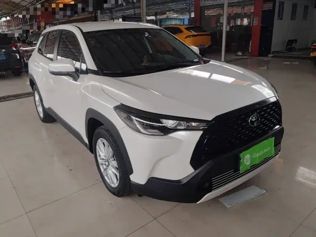 Toyota Corolla Cross — Фото автомобиля 3