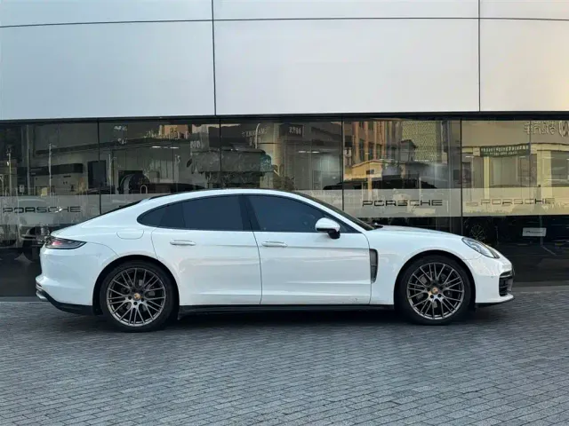 Porsche Panamera — Фото автомобиля 4