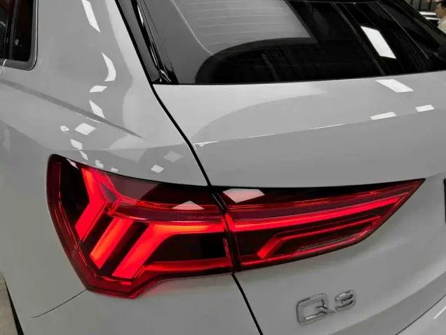 Audi Q3 — Фото автомобиля 23