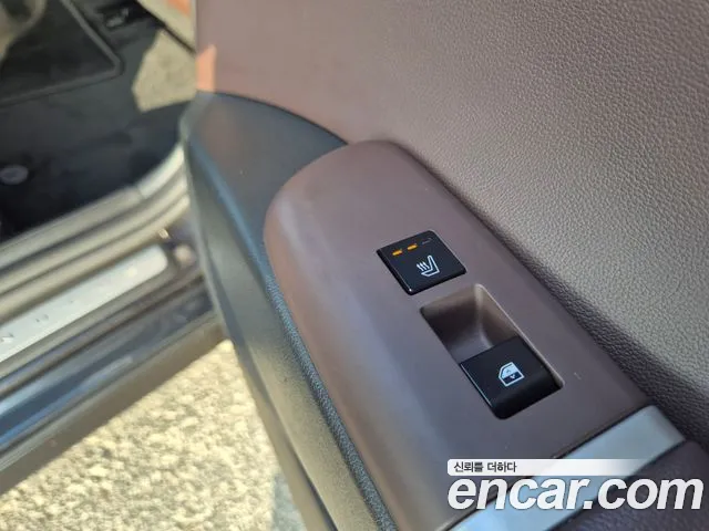 Hyundai Grandeur GN7 — Фото автомобиля 19