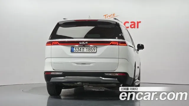 Kia Carnival 4th Gen — Фото автомобиля 4