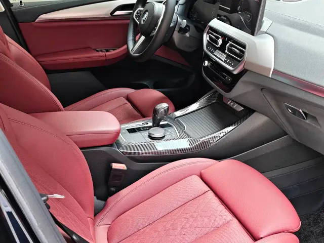 BMW iX3 — Фото автомобиля 11