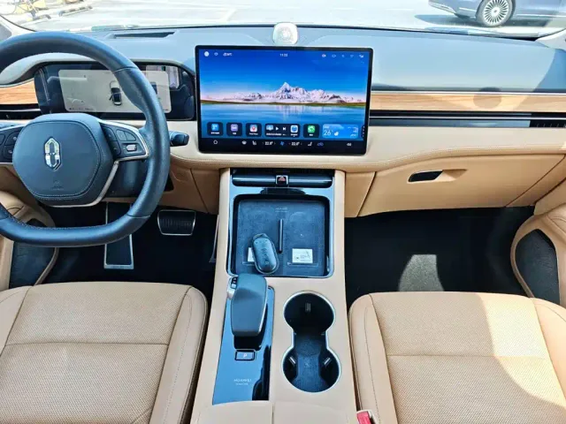 Aito M5 — Фото автомобиля 17
