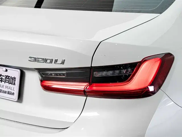 BMW 3 Series — Фото автомобиля 8