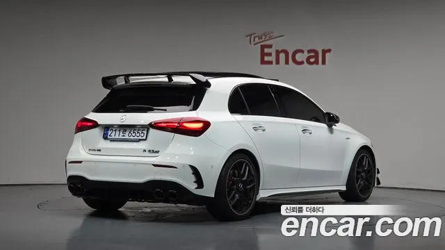 Mercedes-Benz A-Class — Фото автомобиля 2