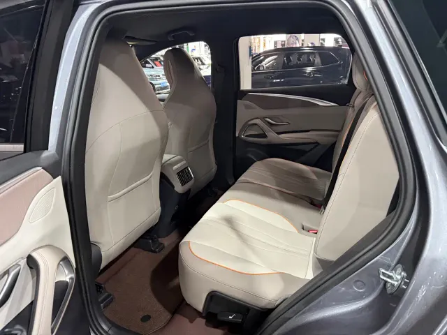 BYD Song Pro — Фото автомобиля 8