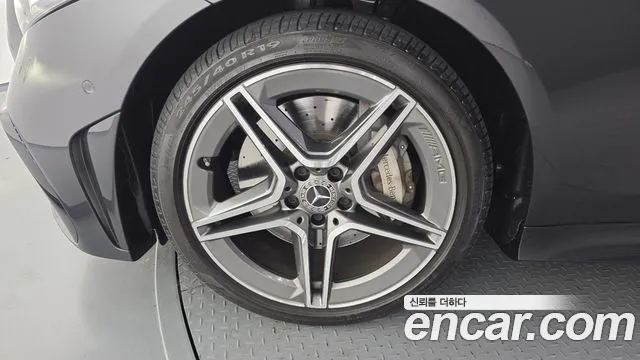 Mercedes-Benz CLS-Class — Фото автомобиля 5