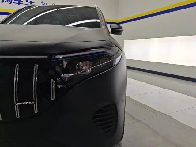 Mercedes-Benz EQB — Фото автомобиля 5