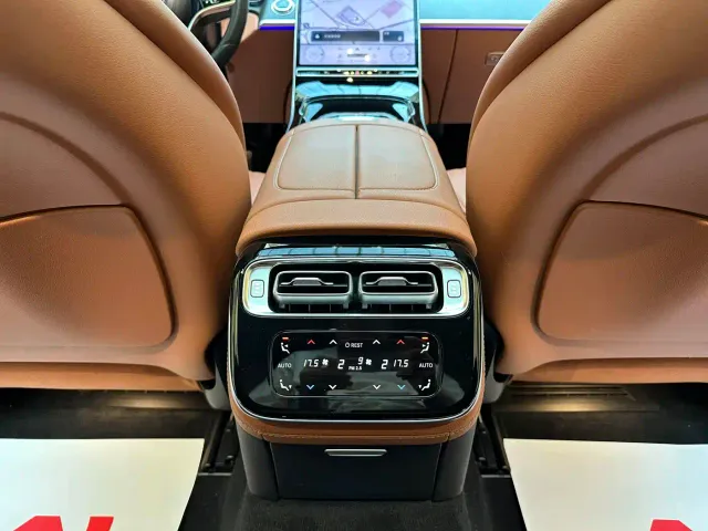 Mercedes-Benz S-Class — Фото автомобиля 19
