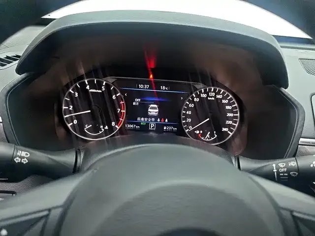 Nissan Teana — Фото автомобиля 4