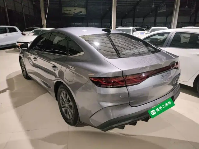 BYD Qin L — Фото автомобиля 4