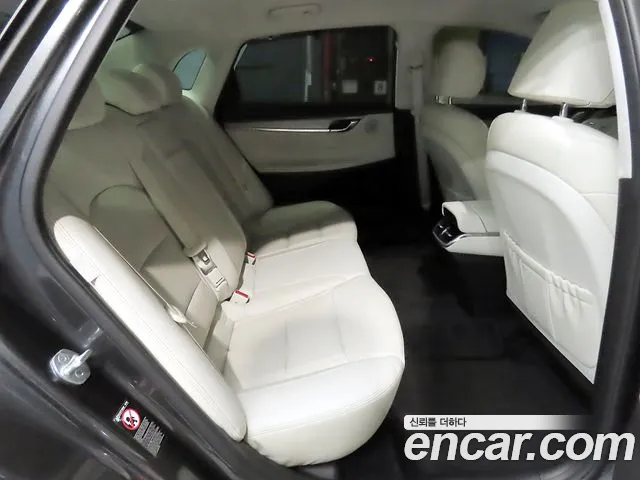 Hyundai Grandeur New — Фото автомобиля 9