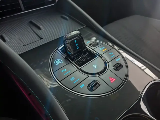 BYD Seal 06 GT — Фото автомобиля 17