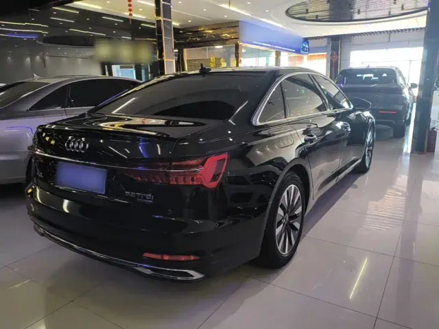 Audi A6L — Фото автомобиля 6