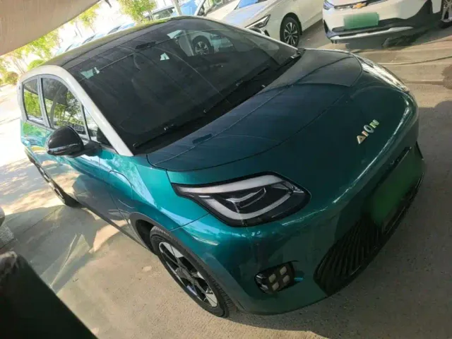 GAC Aion UT — Фото автомобиля 3