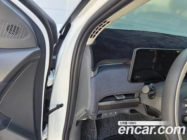 Kia EV3 — Фото автомобиля 13
