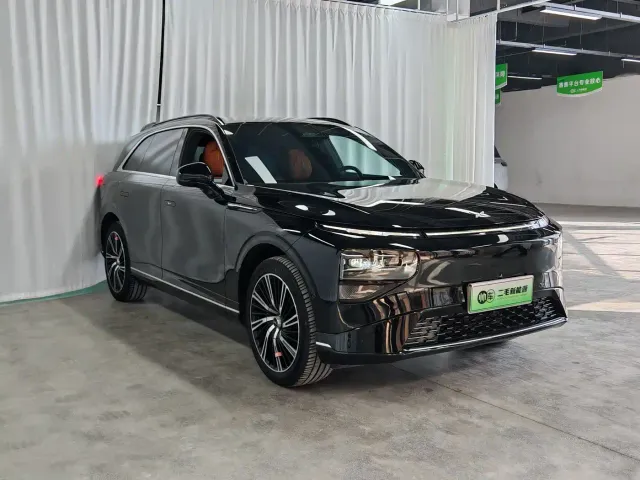 Xpeng G9 — Фото автомобиля 3