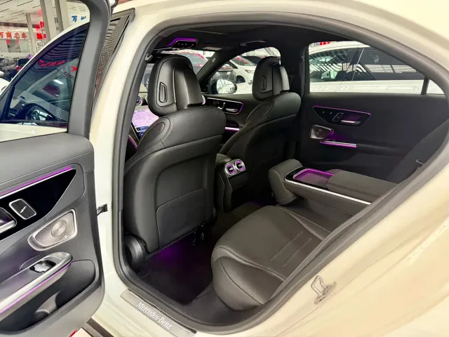 Mercedes-Benz C-Class — Фото автомобиля 6