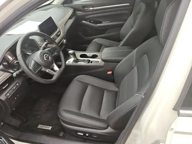 Nissan Teana — Фото автомобиля 14
