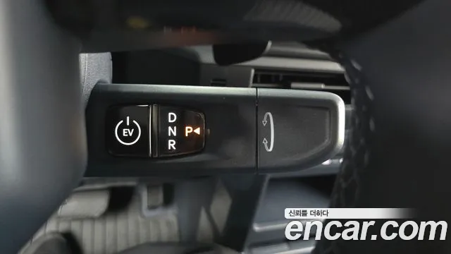 Kia PV5 — Фото автомобиля 9
