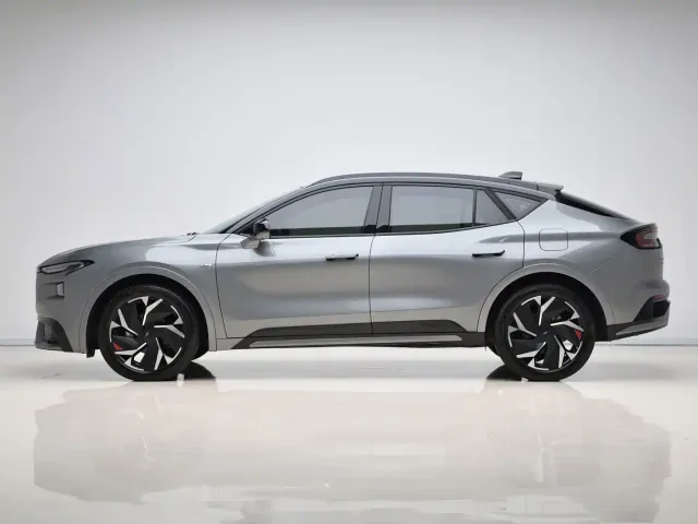 Ford Mondeo — Фото автомобиля 7