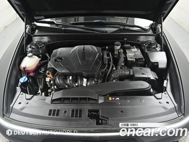 Hyundai Grandeur Grandeur (GN7) 2.5 Бензин 2WD — Фото автомобиля 6