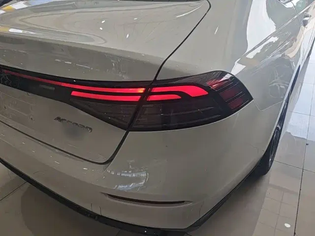 Honda Accord — Фото автомобиля 7