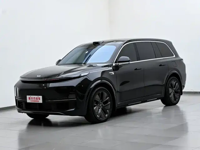 Li Auto L9 — Фото автомобиля 2